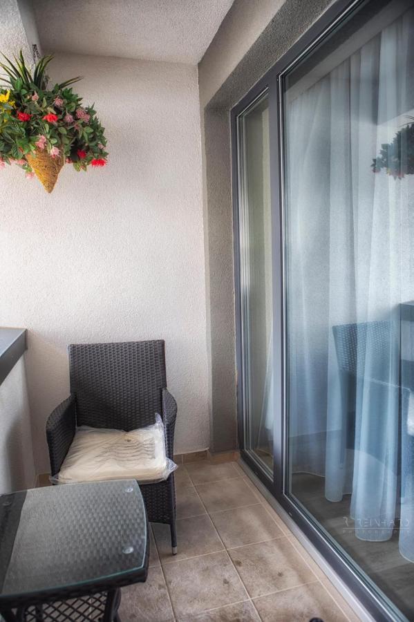 Апартаменты Apartament Heavenly Heaven Брашов Экстерьер фото